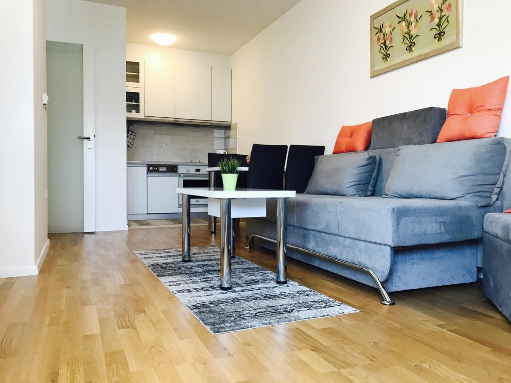 Apartment Urban 2 *